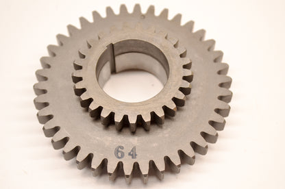 OEM Yamaha 2HT-11536-00-00 Drive Gear NOS