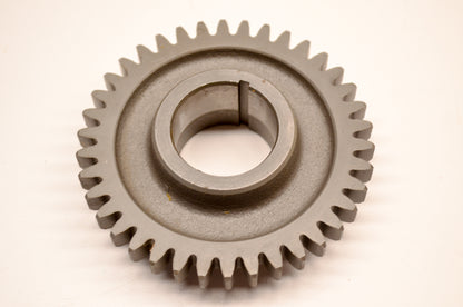 OEM Yamaha 2HT-11536-00-00 Drive Gear NOS