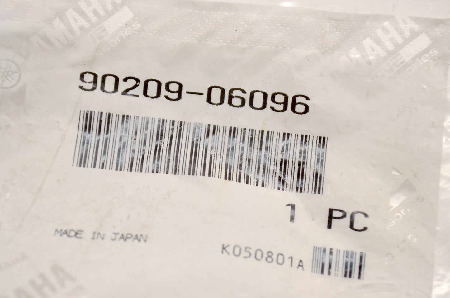 OEM Yamaha 90209-06096-00 Special Shape Washer NOS