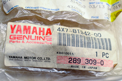 New OEM Yamaha 4X7-81942-00-00 Cover NOS