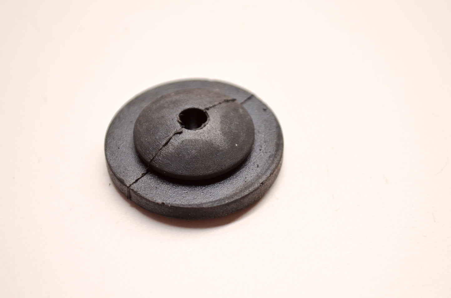OEM Yamaha 371-82121-00-00 Battery Pad NOS