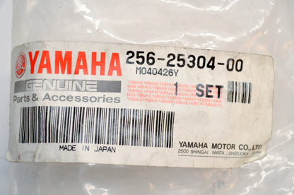 New OEM Yamaha 256-25304-00-00 Rear Spoke Set NOS