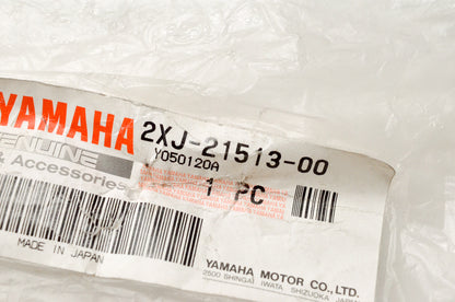 Yamaha 2XJ-21513-00-00 Fender Stay 1 NOS