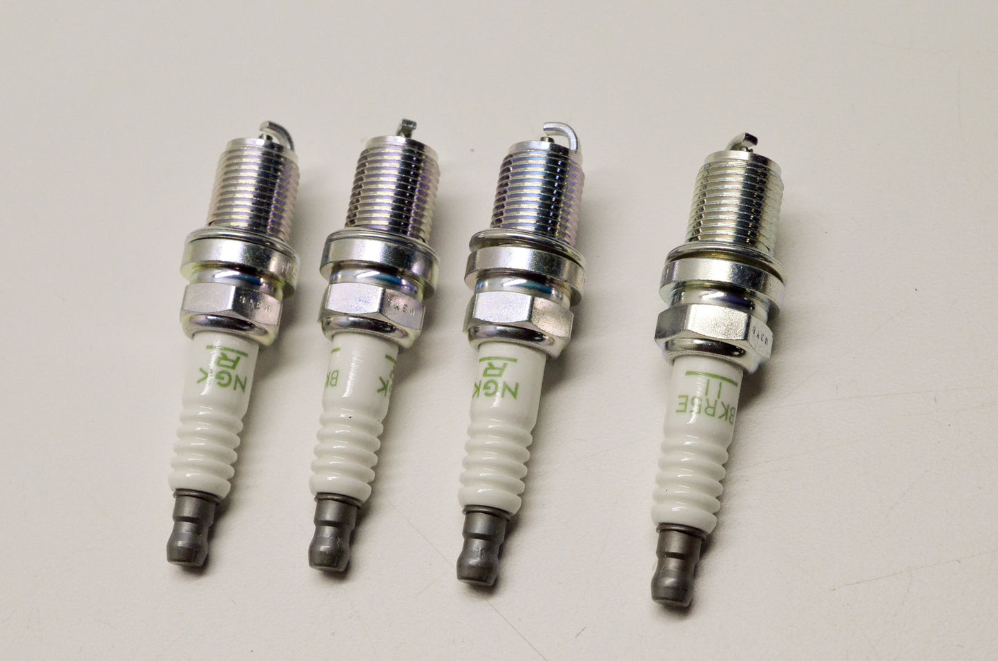 V-Power Spark Plug Qty 4 NOS