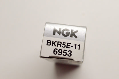 V-Power Spark Plug Qty 4 NOS