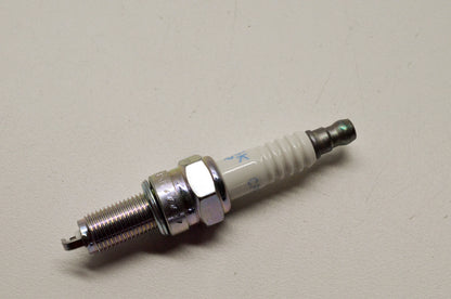 NGK CPR8EB-9, 6607 Spark Plug NOS