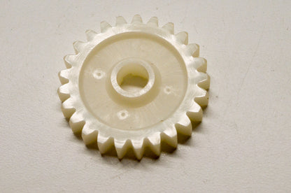 OEM Yamaha 1LR-12459-00-00 Impeller Shaft Gear NOS