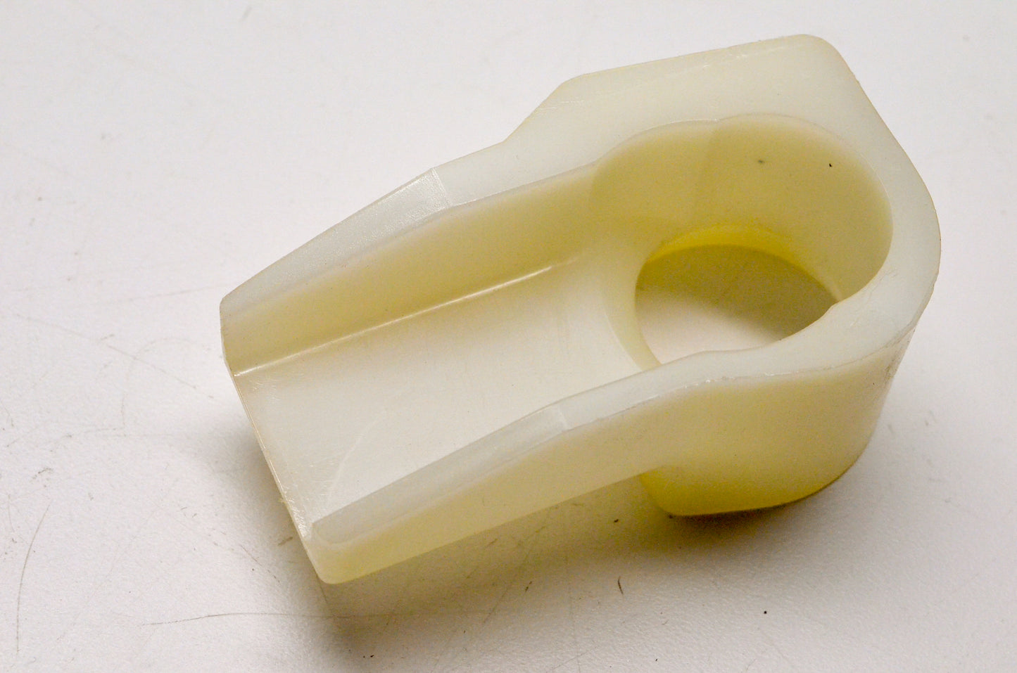 Yamaha 3R2-22151-00-00 Guard Seal NOS