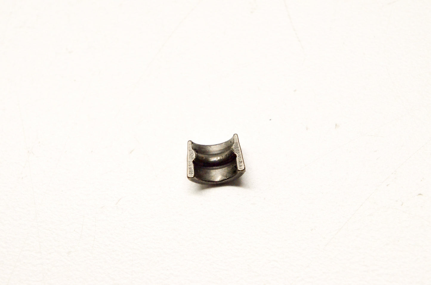 OEM Yamaha 1J7-12118-00-00 Cotter Valve NOS