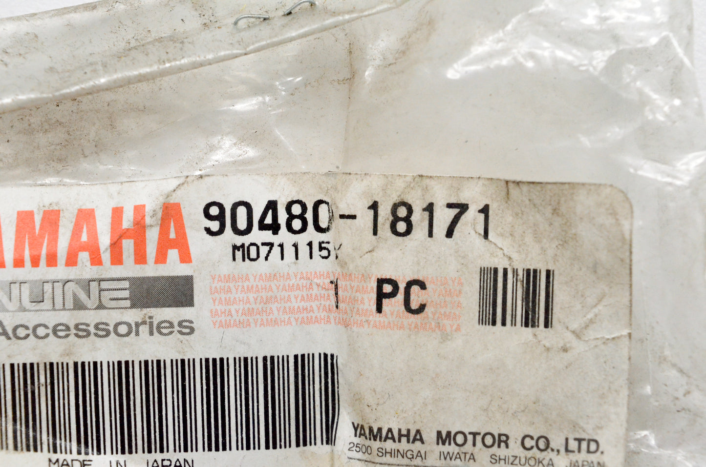 OEM Yamaha 90480-18171-00 Grommet