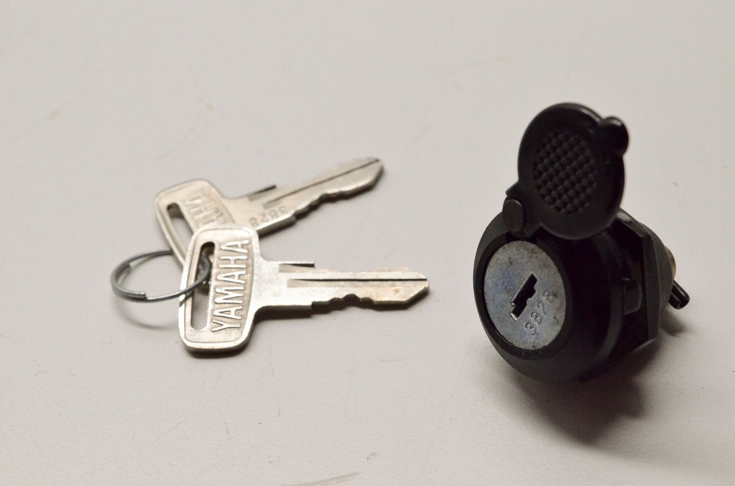 OEM Yamaha 3828 Key Switch Ignition