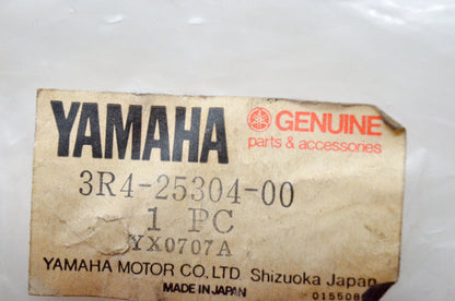 OEM Yamaha 3R4-25304-00-00 Rear Spoke Set Qty 36 NOS