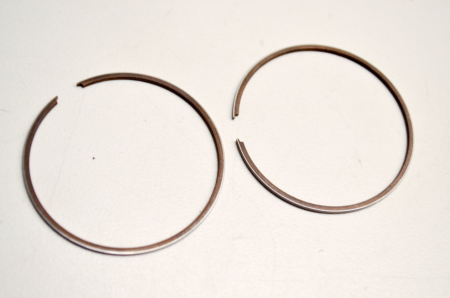 New OEM Yamaha 4V0-11601-10-00 Piston Ring 1st Set NOS