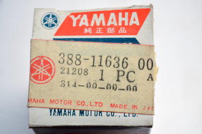 OEM Yamaha 388-11636-00-00 Piston 2 O/S 0.50 NOS