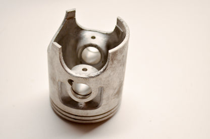 OEM Yamaha 22W-11636-01-00 Piston 2 O/S 0.50 NOS