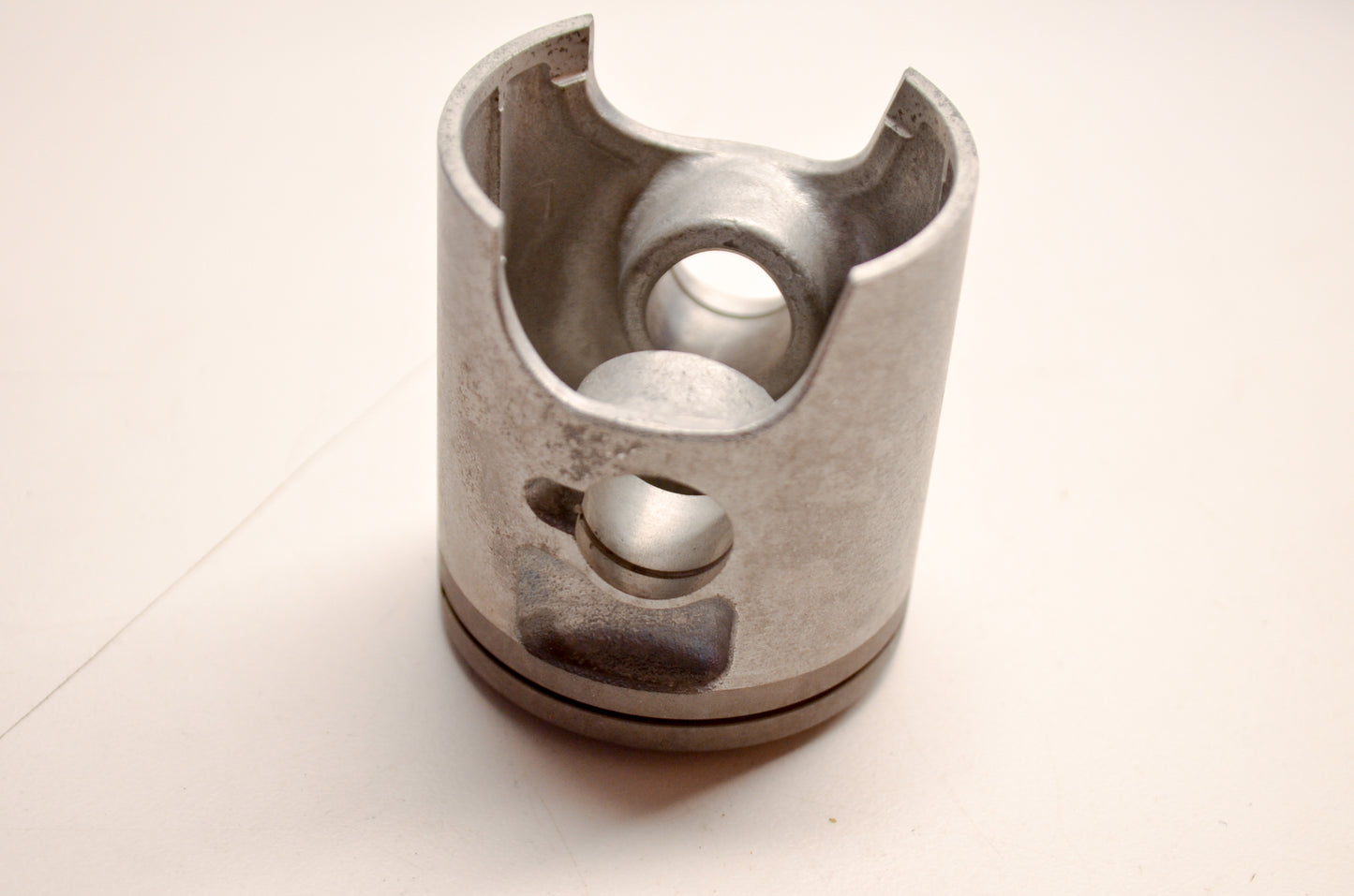 OEM Yamaha 4ES-11631-01-B0 Piston STD NOS