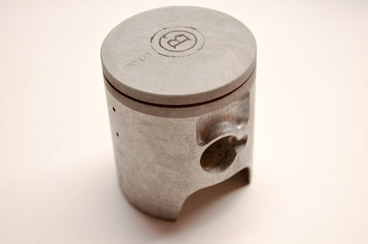 OEM Yamaha 4ES-11631-01-B0 Piston STD NOS