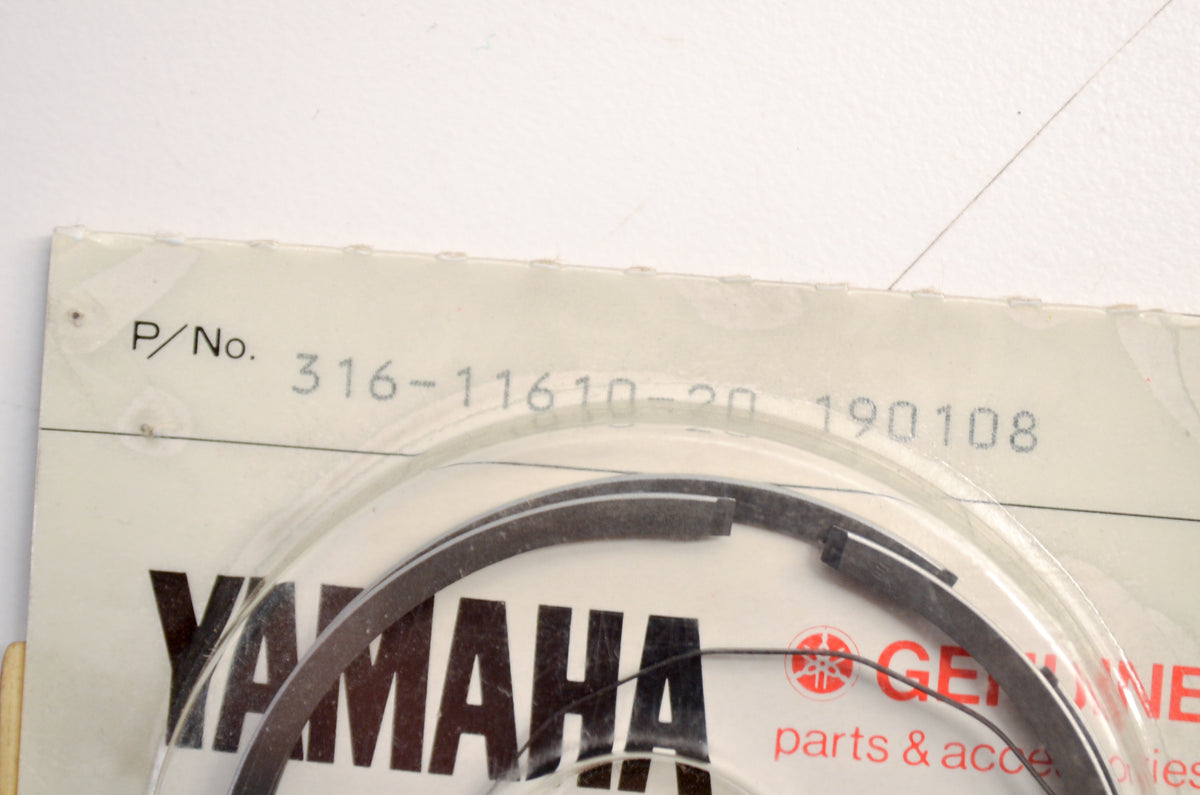 OEM Yamaha 316-11610-20-00 Piston Ring Set NOS