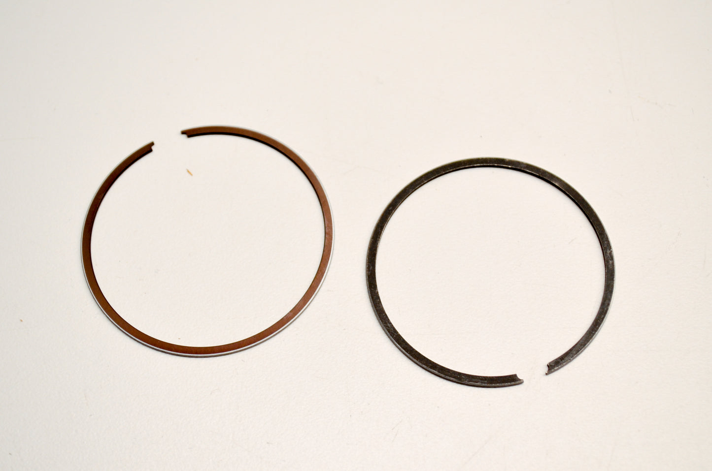 OEM Yamaha 5X3-11611-10-00 Piston Ring 1st Set NOS