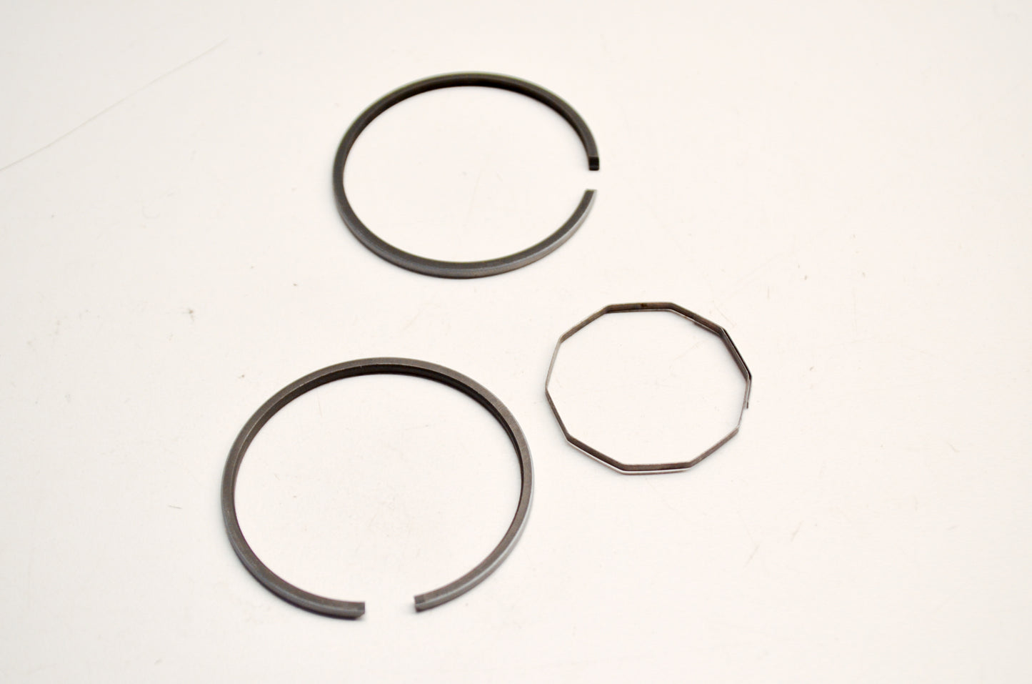 Piston Ring Set 2 NOS