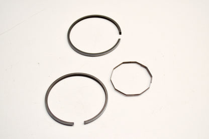 Piston Ring Set 2 NOS