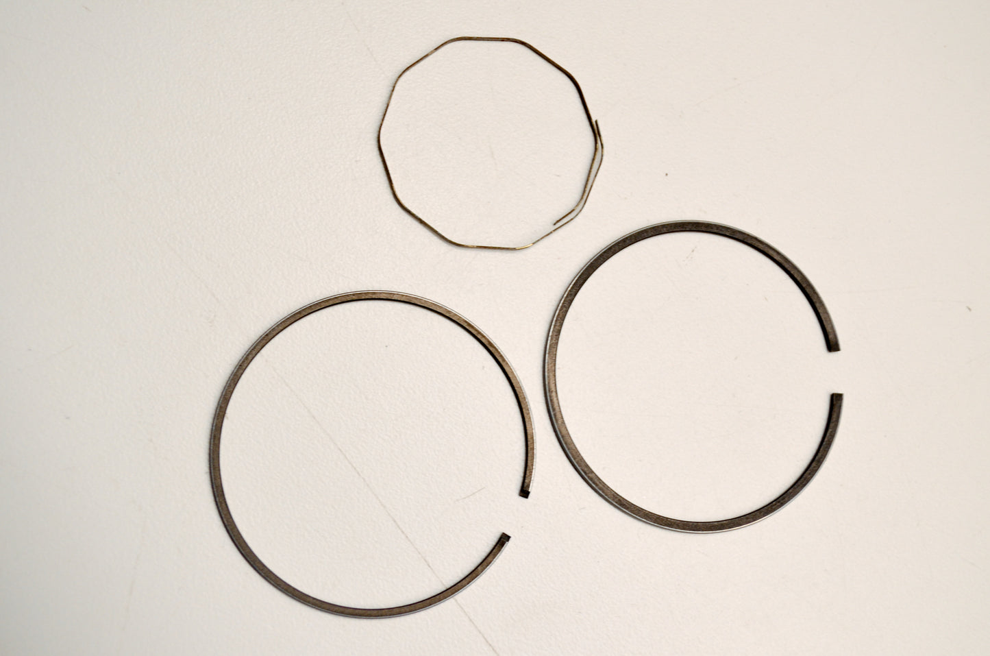 OEM Yamaha 558-11610-40-00 Piston Ring 4th Set NOS