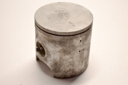 OEM Yamaha 4EX-11631-00-A0 Piston STD NOS