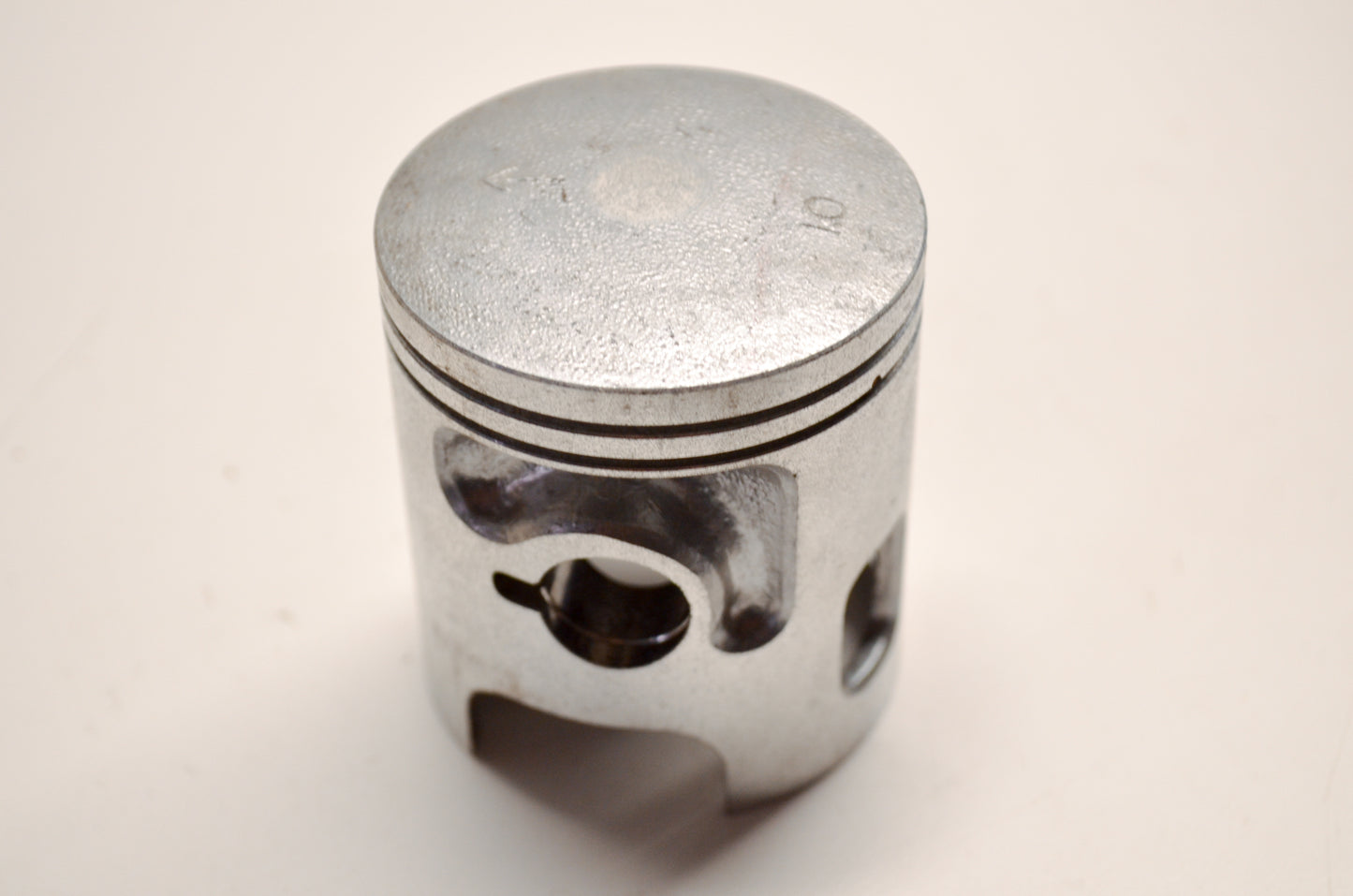 OEM Yamaha 3X3-11638-00-00 Piston 4 O/S 1.00 NOS