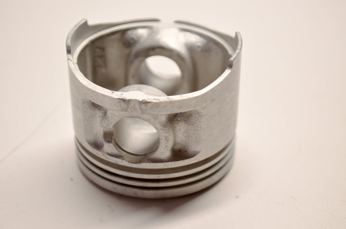OEM Yamaha 4GL-11631-01-00 Piston STD NOS