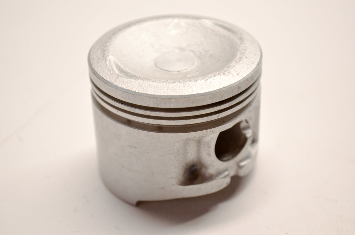 OEM Yamaha 4GL-11631-01-00 Piston STD NOS