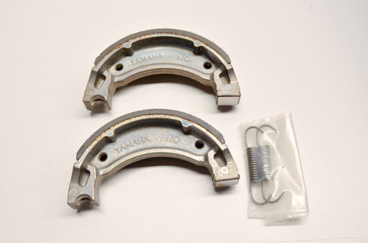 OEM Yamaha 2JL-W253E-20-00 Brake Shoe Kit NOS
