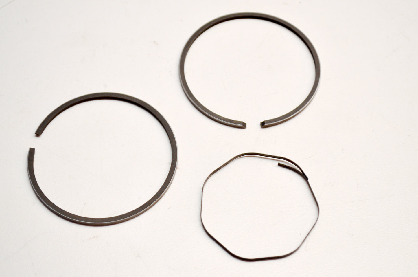 OEM Yamaha 3M8-11610-13-00 Piston Ring 1st Set NOS