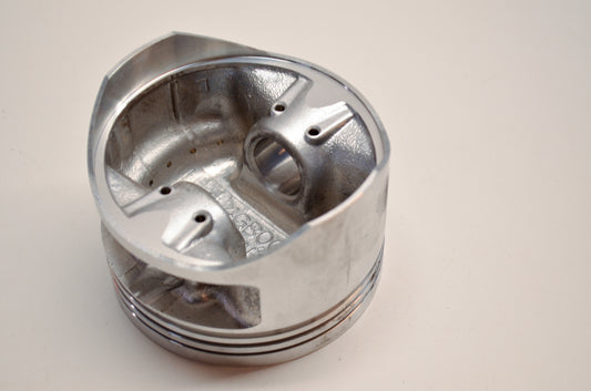 OEM Yamaha 4GB-11636-00-00 Piston 2 O/S 0.50 NOS