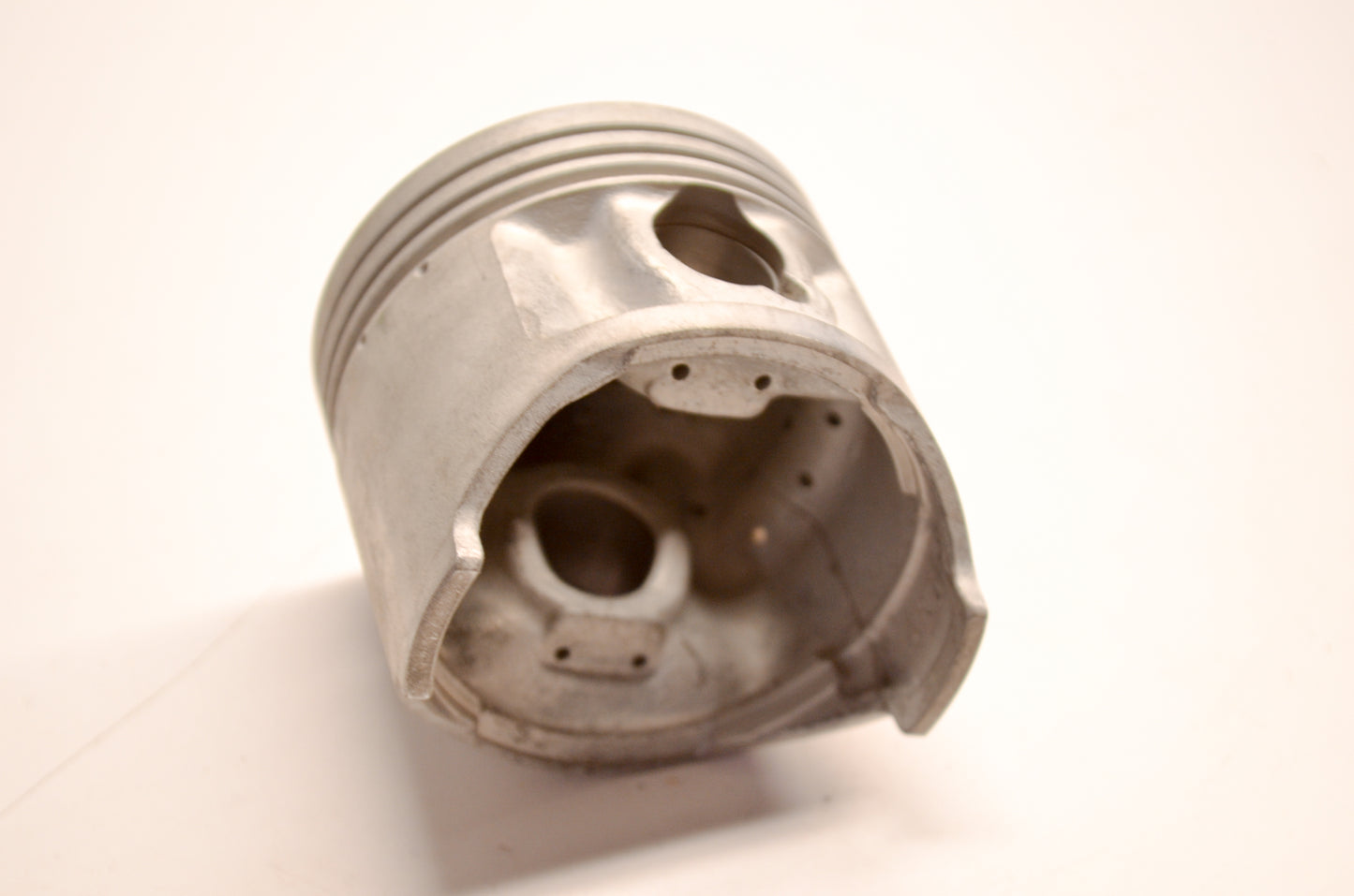 OEM Yamaha 1L9-11635-00-00 Piston 1 O/S 0.25 NOS