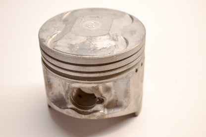 OEM Yamaha 421-11635-03-00 Piston 1 O/S 0.25 NOS