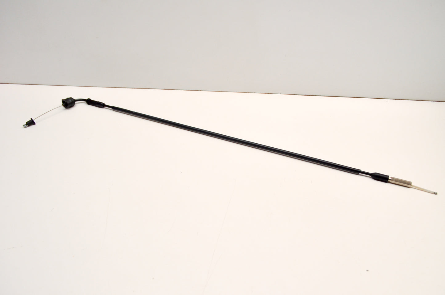 New OEM Yamaha 1P6-F6311-00-00 Throttle Cable 1 NOS
