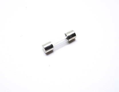 New OEM Yamaha 3N2-H2151-00-00 Fuse NOS