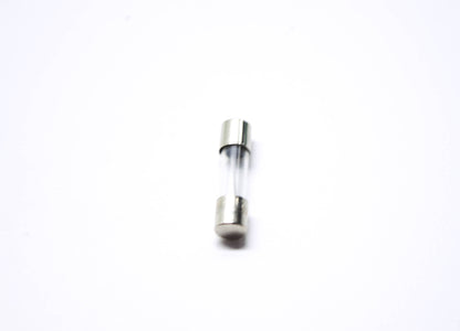 New OEM Yamaha 3N2-H2151-00-00 Fuse NOS