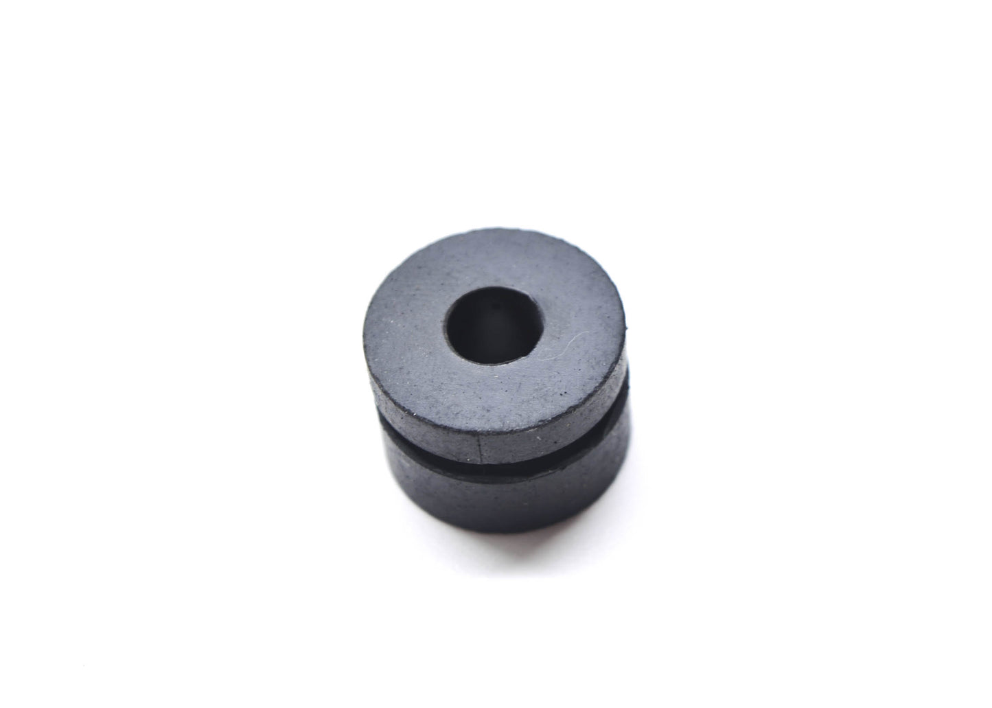 OEM Yamaha 90480-15528-00 Grommet NOS