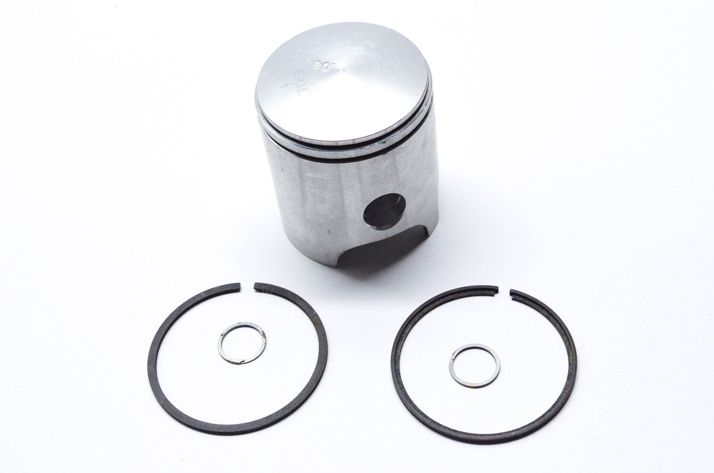 Wiseco 235P8 Yamaha Piston Kit NOS