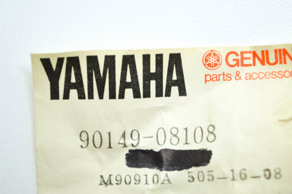 New OEM Yamaha 90149-08108-00 Screws QTY 2 NOS