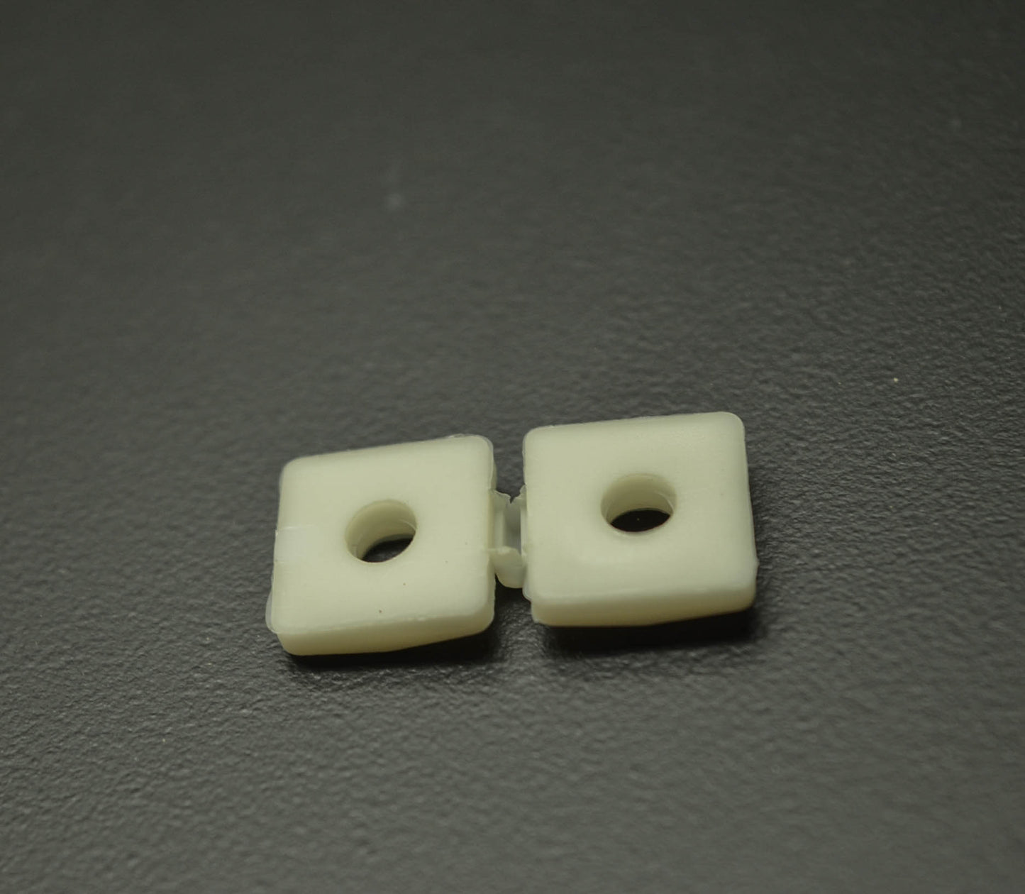 OEM Yamaha 21V-84316-00-00 Body Fitting Nut NOS