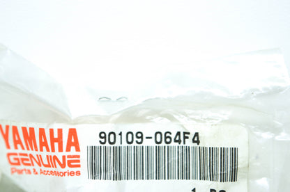 New OEM Yamaha 90109-064F4-00 Bolt NOS