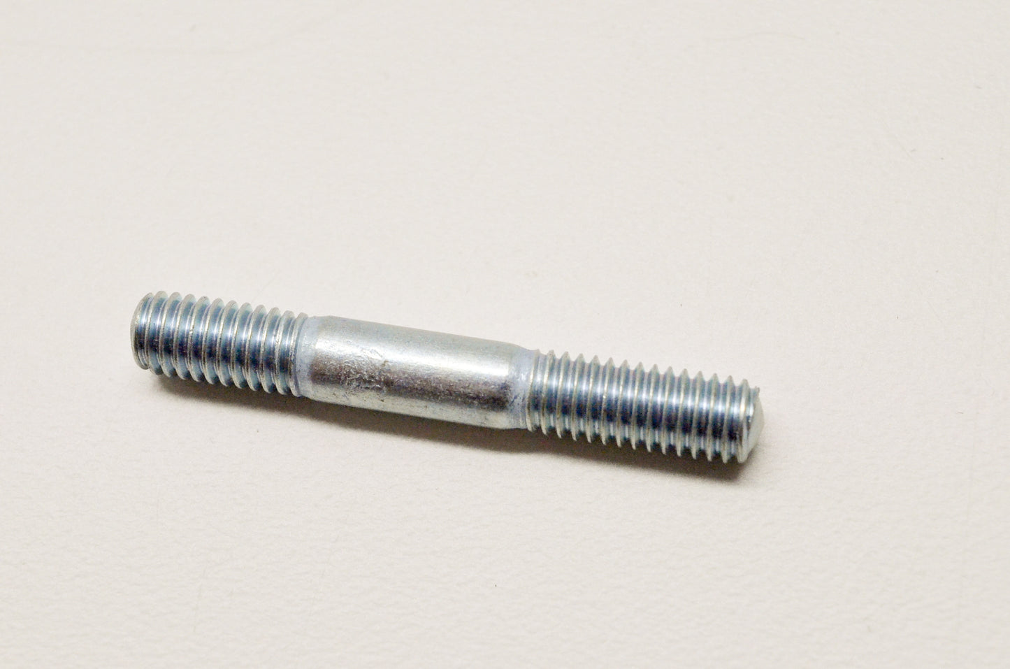 OEM Yamaha 90116-08069-00 Stud Bolt NOS