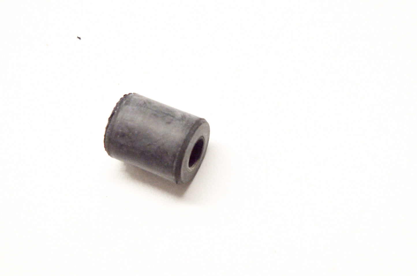 OEM Yamaha 214-83528-00-00 Special Rubber Bushing NOS