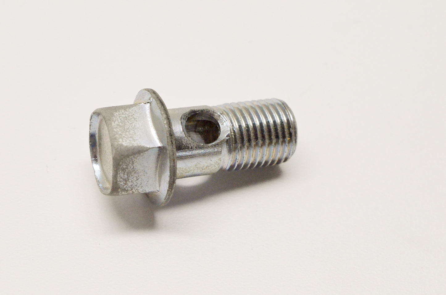 OEM Yamaha 90401-14118-00 Union Bolt (1YW) NOS