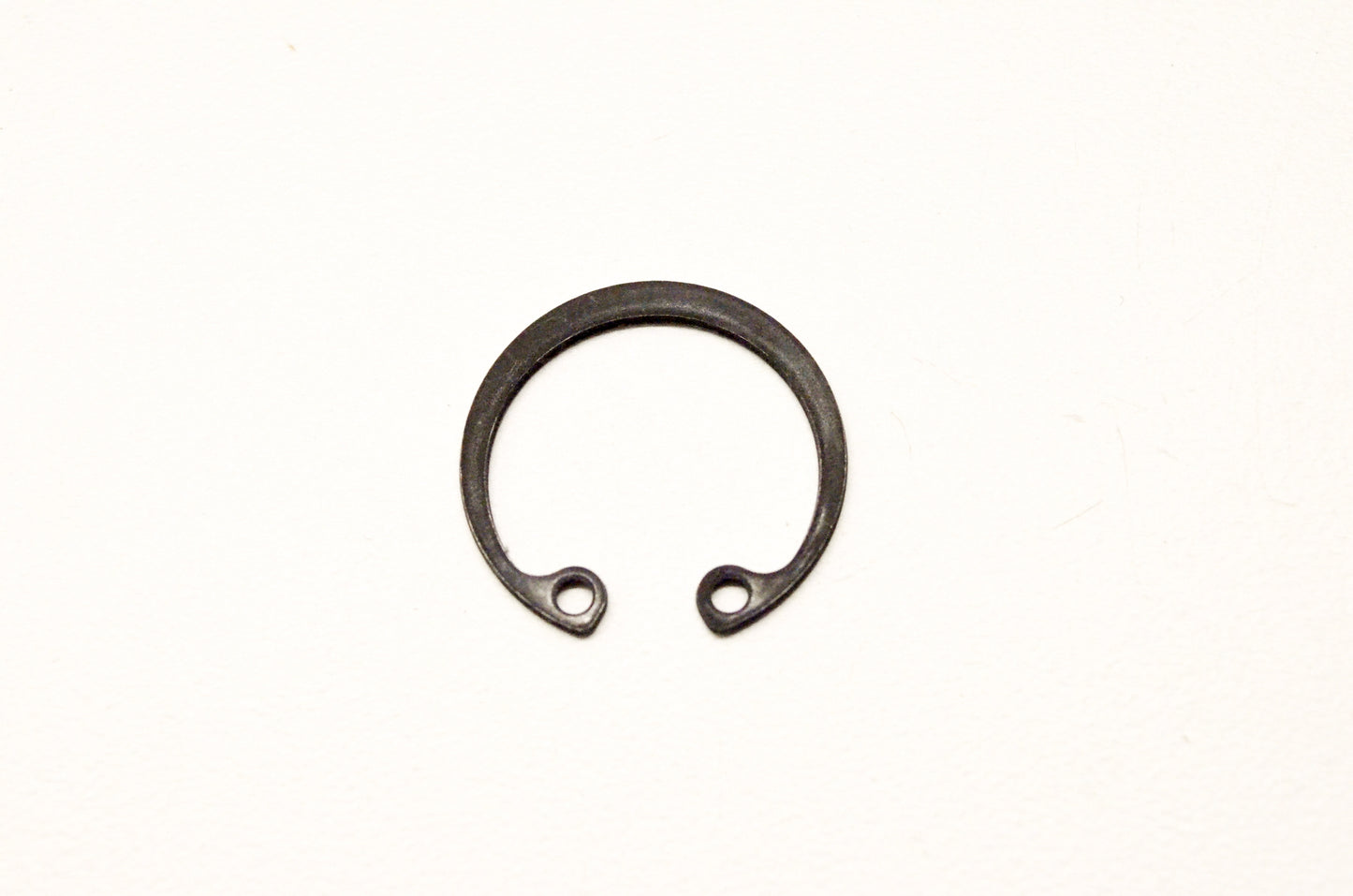 OEM Yamaha 99009-22500-00 Circlip NOS
