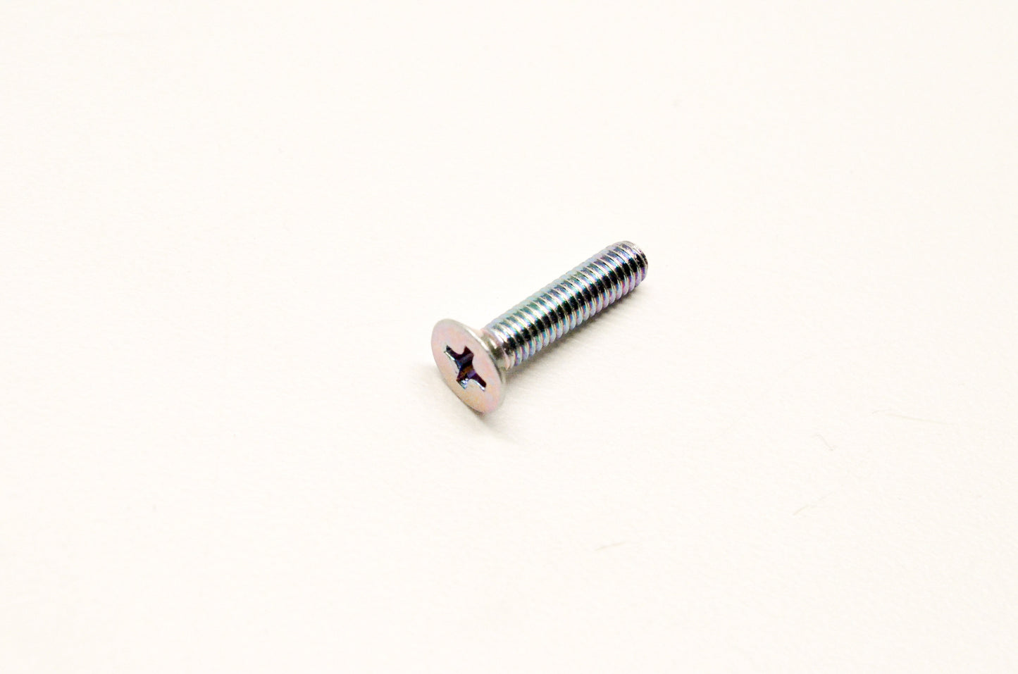 OEM Yamaha 98702-04018-00 Flat Head Screw
