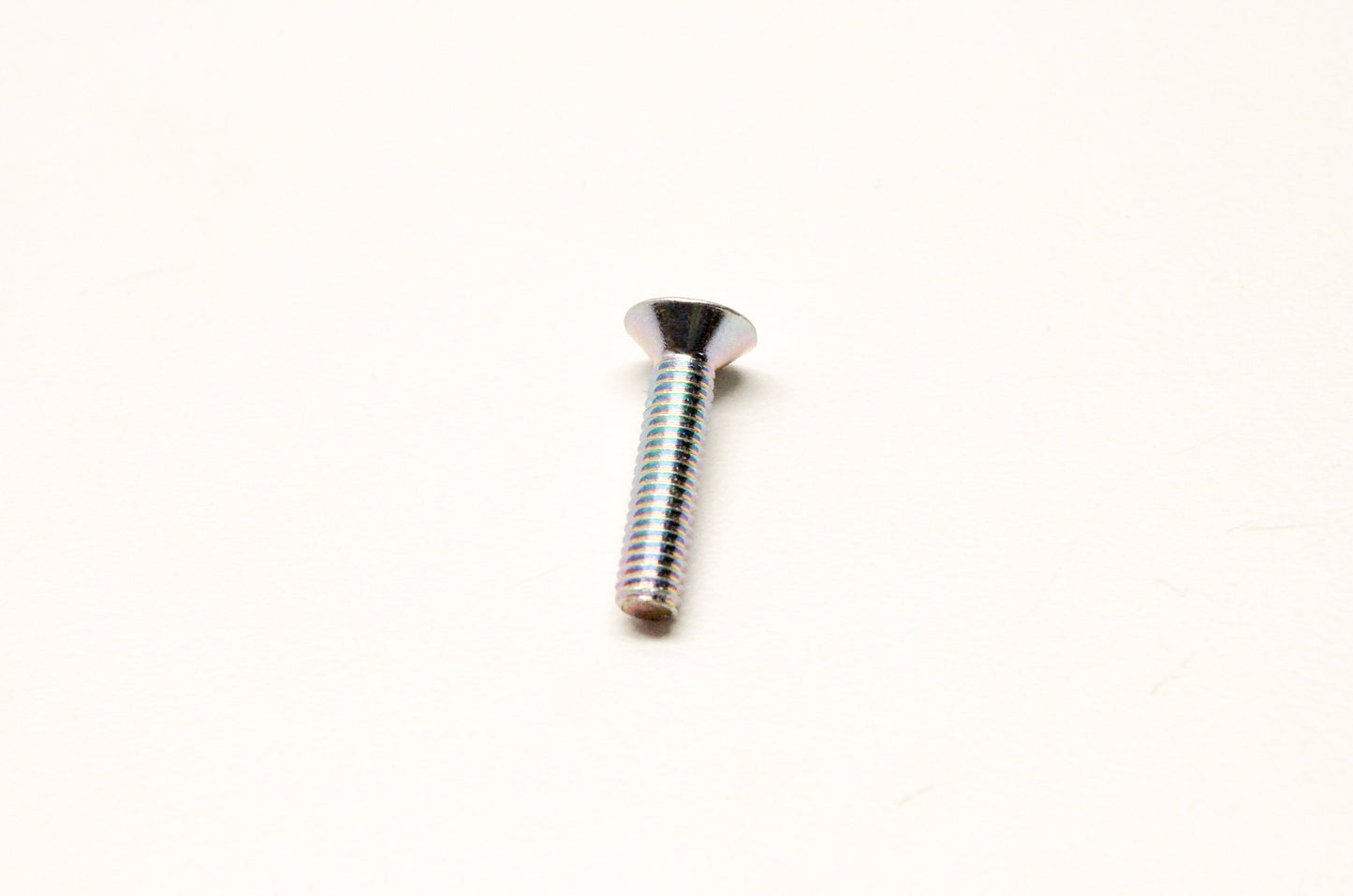OEM Yamaha 98702-04018-00 Flat Head Screw