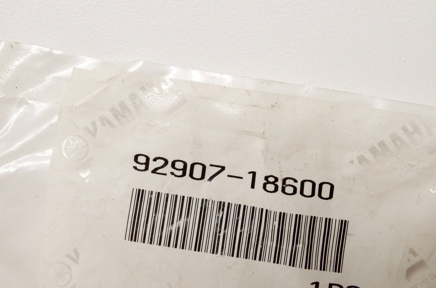 New OEM Yamaha 92907-18600-00 Washer NOS